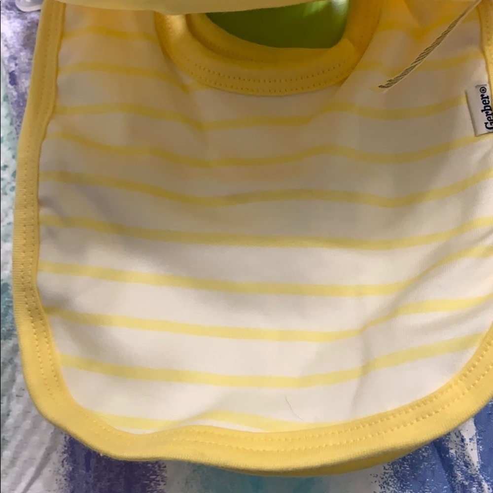 💖3 pack bibs - Picture 2 of 3